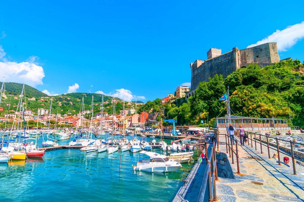 Hotel Italia ليريسي المظهر الخارجي الصورة