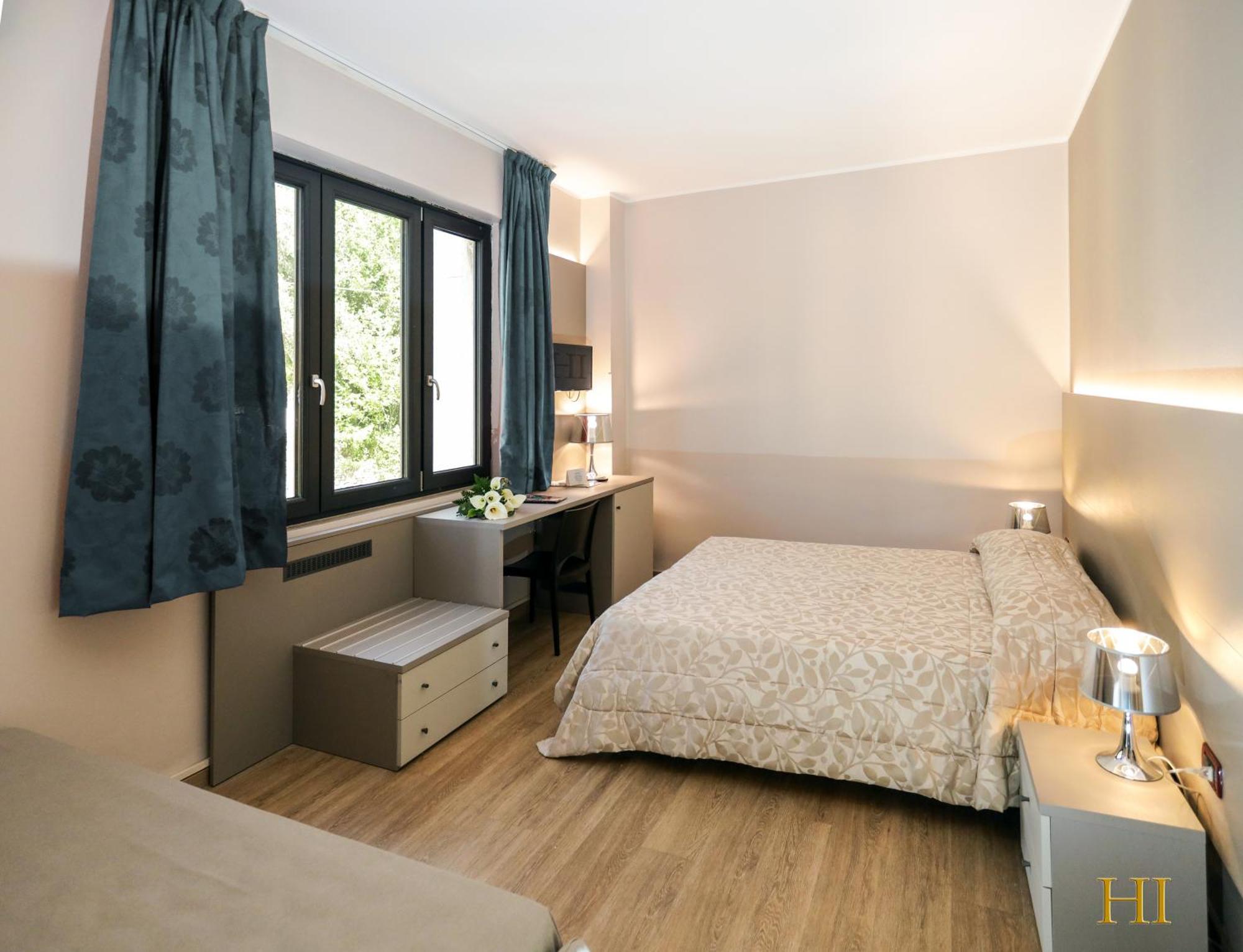Hotel Italia ليريسي المظهر الخارجي الصورة
