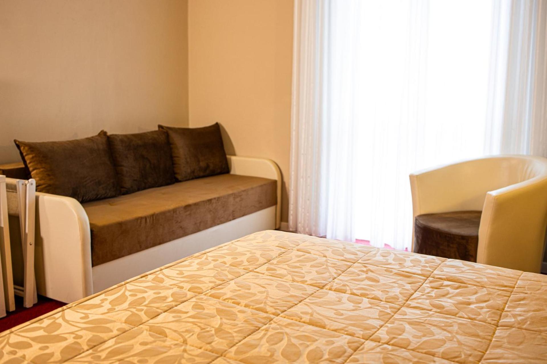 Hotel Italia ليريسي المظهر الخارجي الصورة