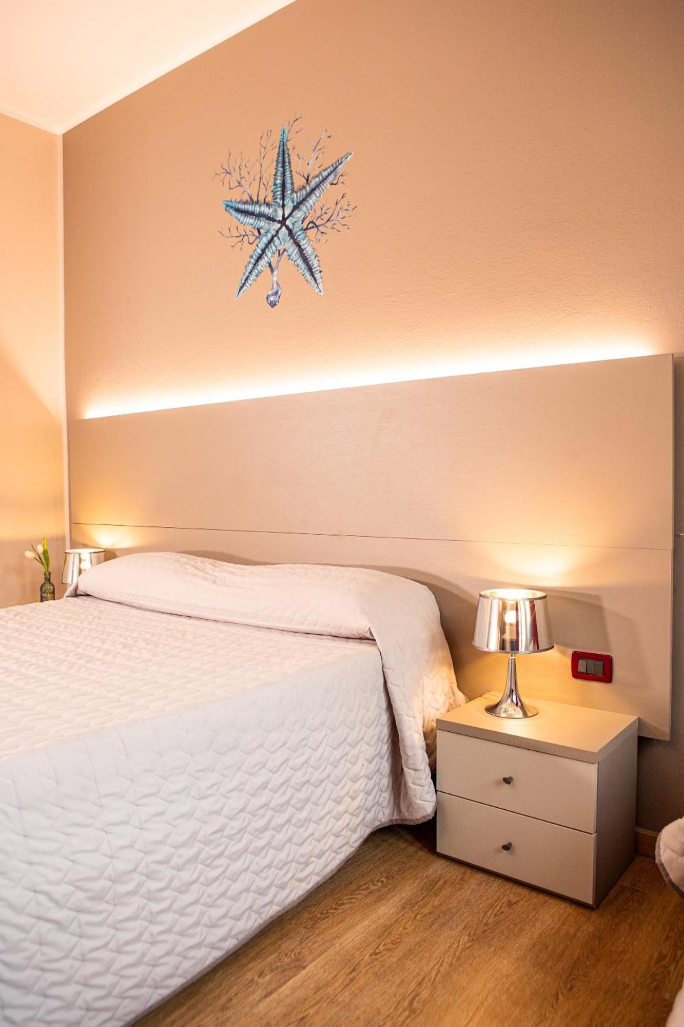Hotel Italia ليريسي المظهر الخارجي الصورة